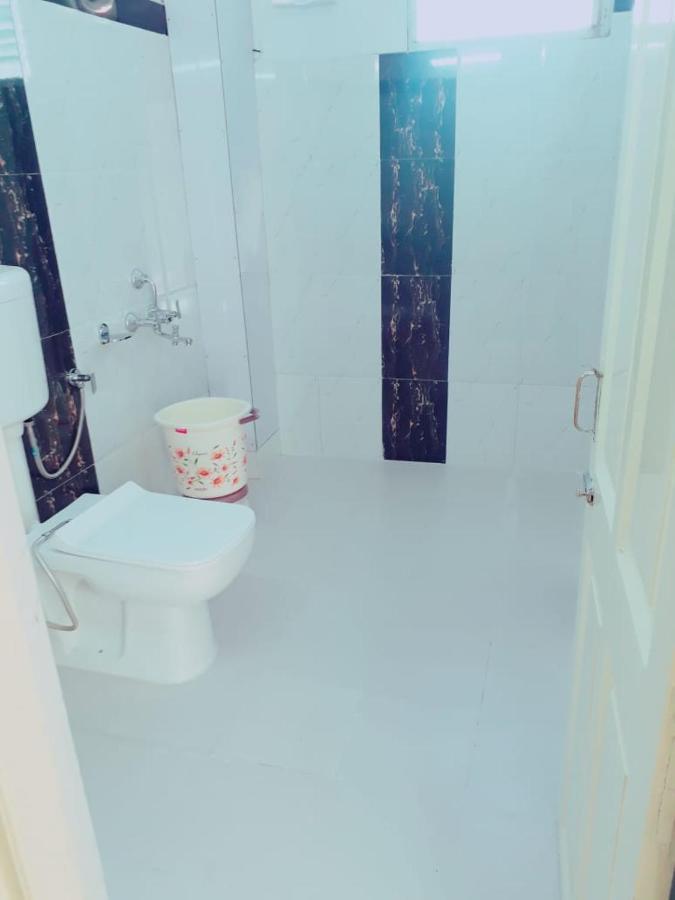Paradise Hotel For Couples Mount Abu Bagian luar foto