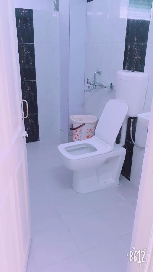 Paradise Hotel For Couples Mount Abu Bagian luar foto