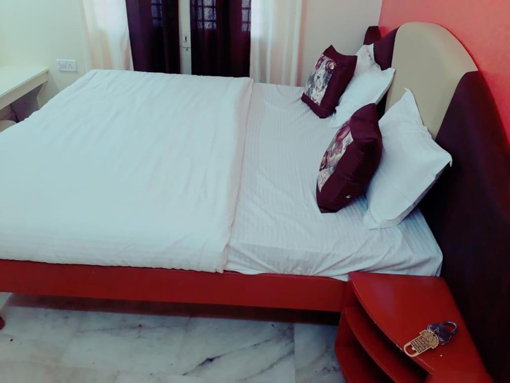Paradise Hotel For Couples Mount Abu Bagian luar foto